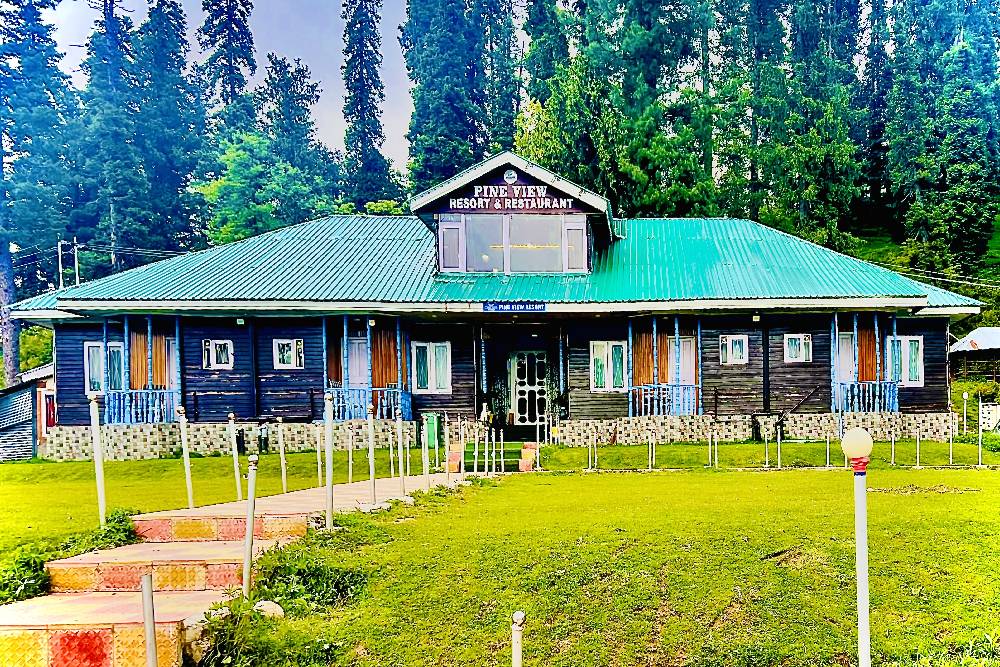 Pine View Hotel