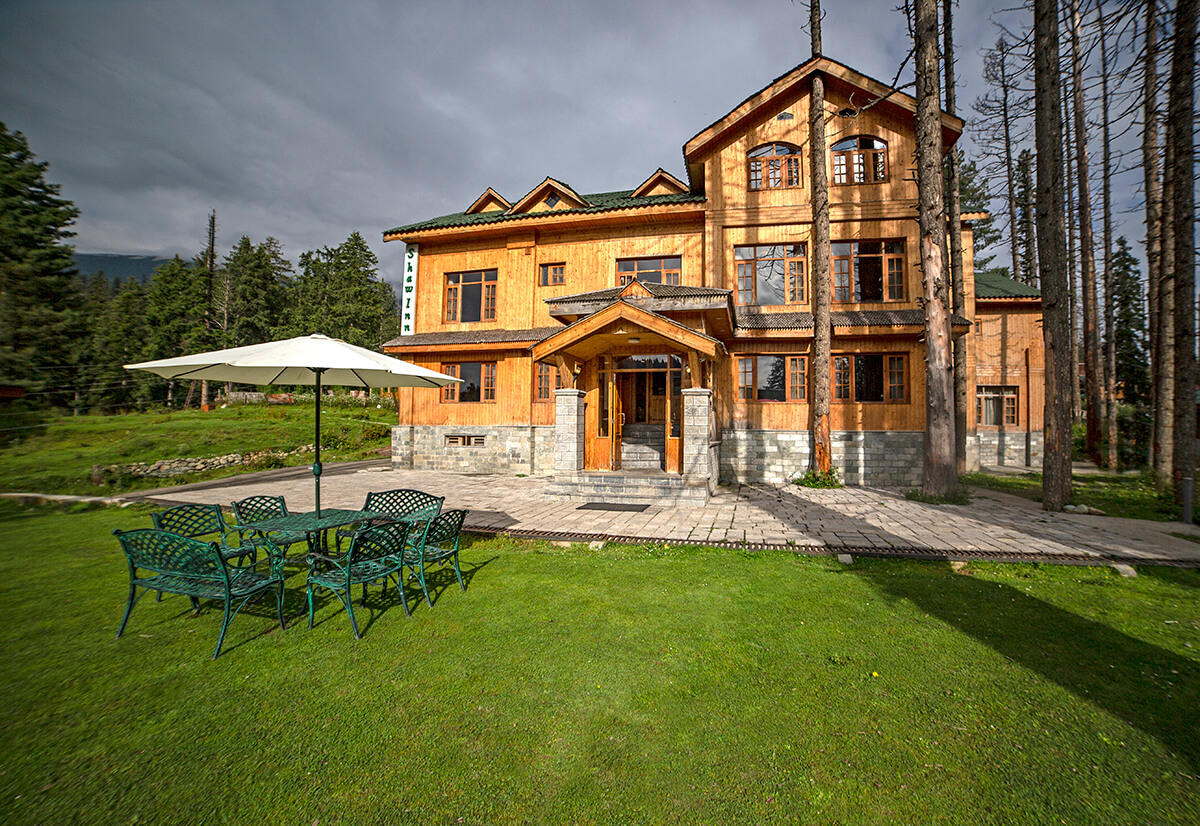 Shaw Inn Gulmarg