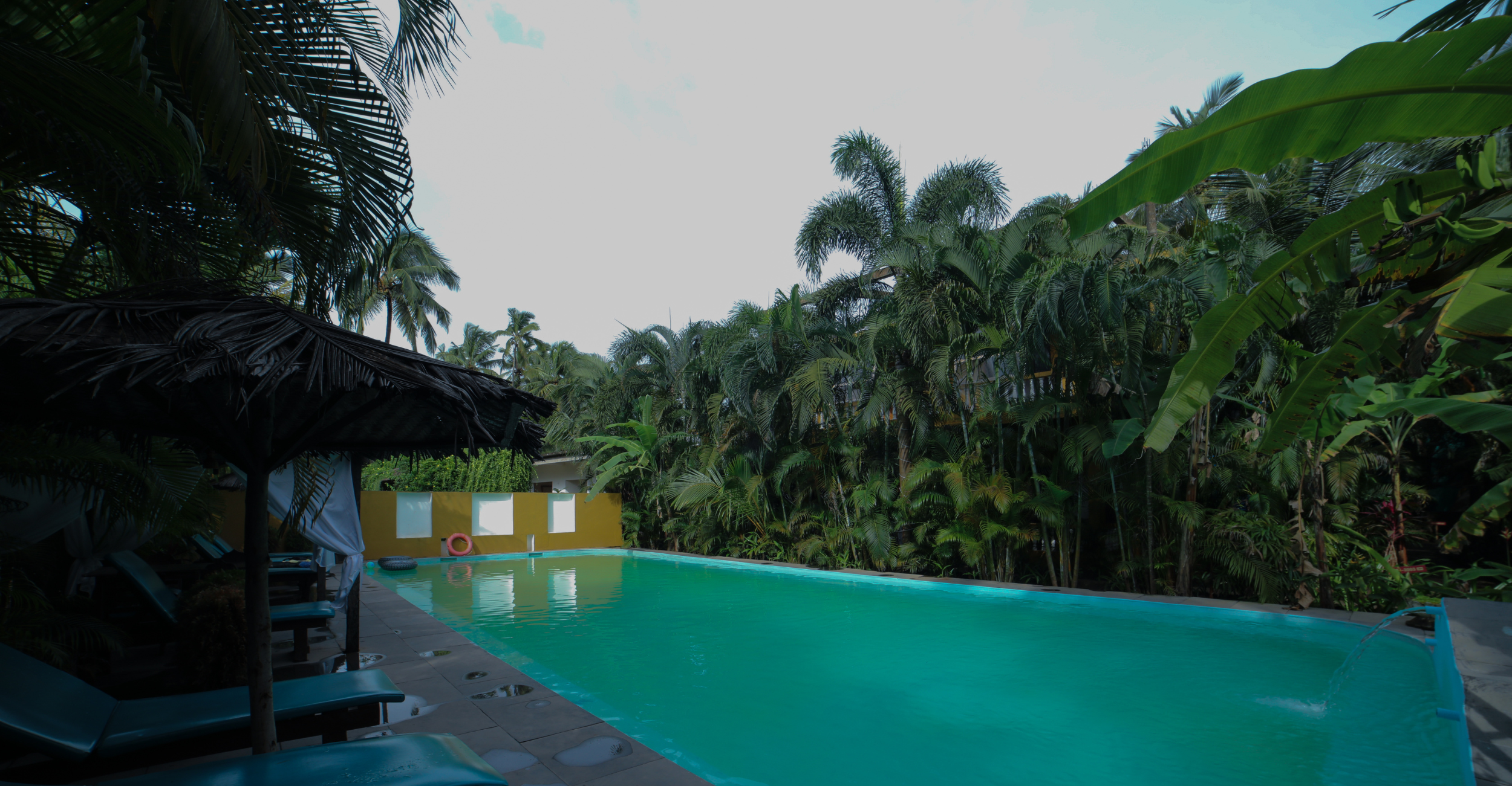 Justa Morjim Beach Resort