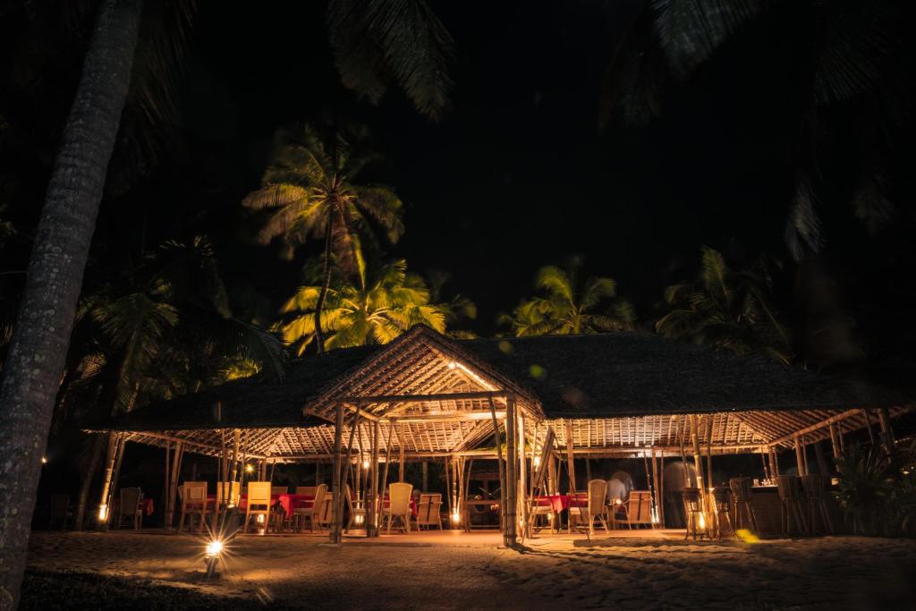 Neeleshwar Hermitage