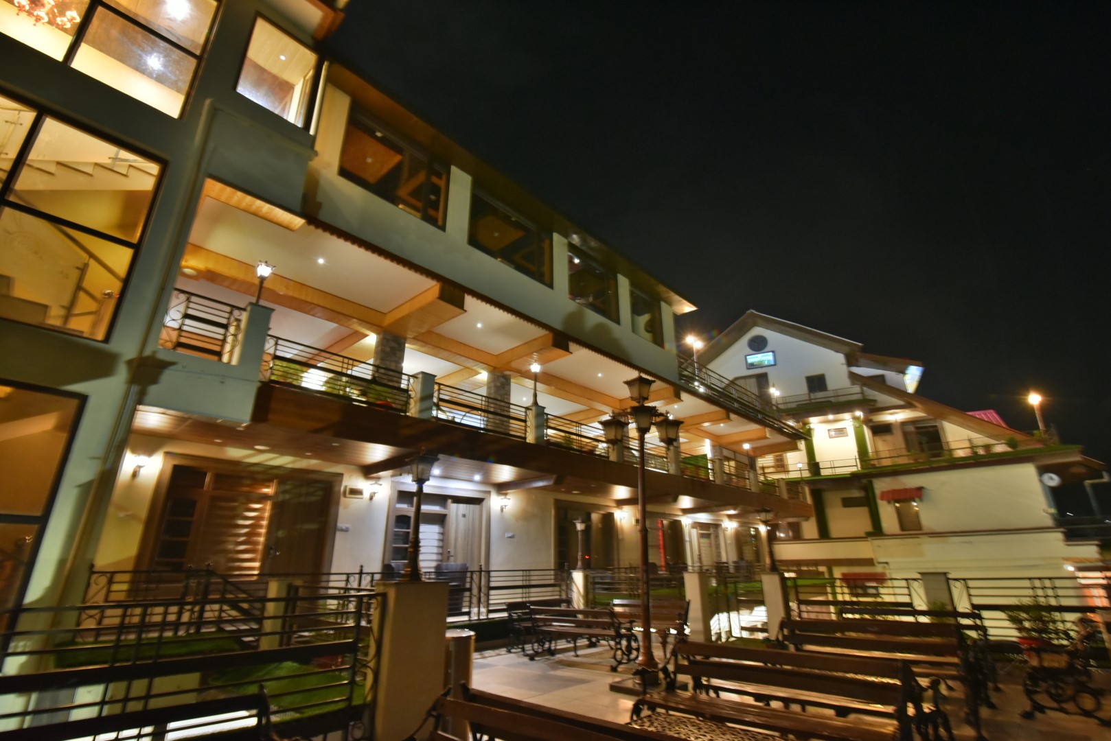 Dalhousie Valley-Dls Hotels