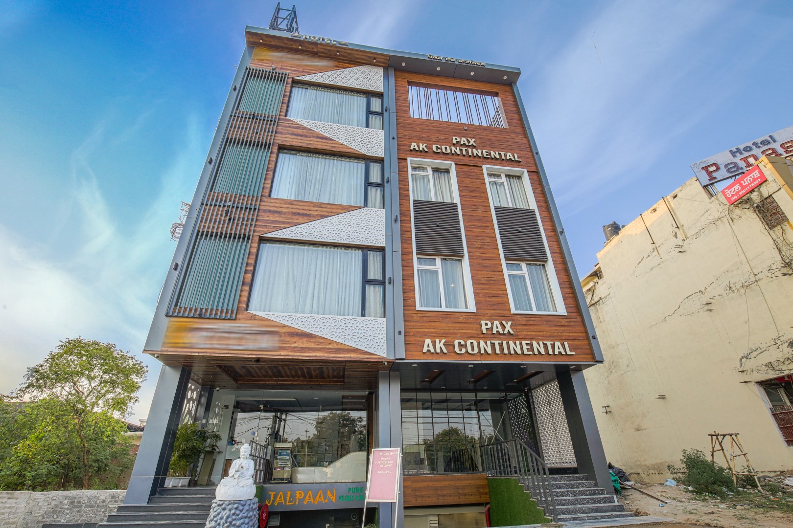Pax Ak Continental Zirakpur
