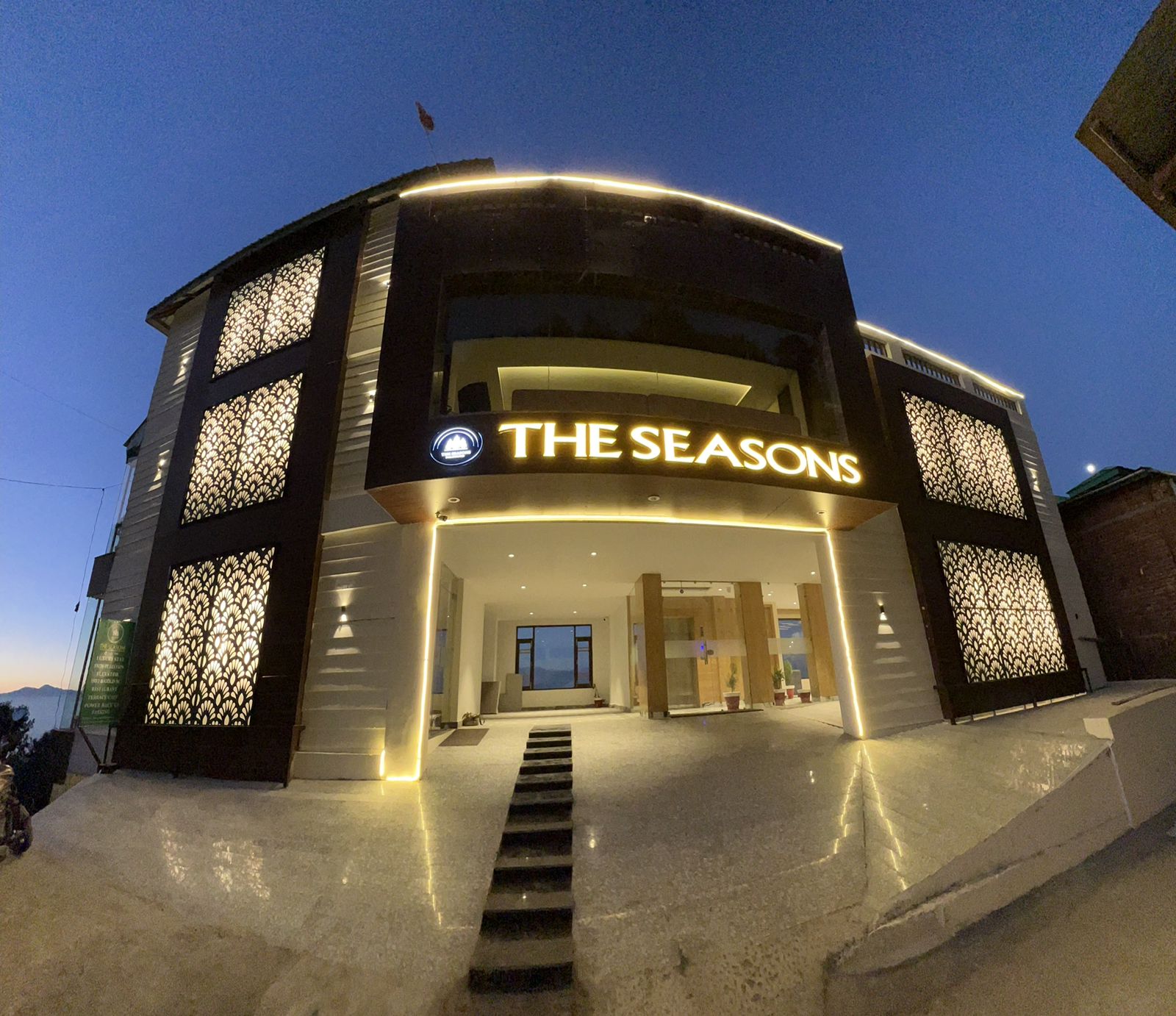 The Seasons Dalhousie