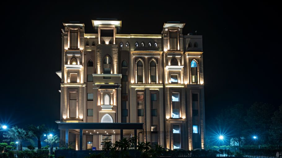 Geeta Sarovar Portico -  Panipat