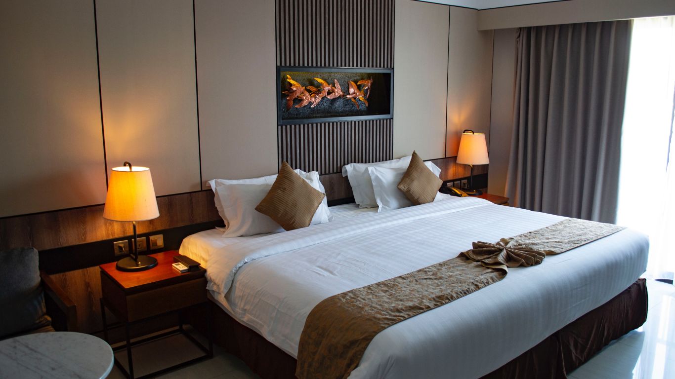 Golden Tulip - Bhopal
