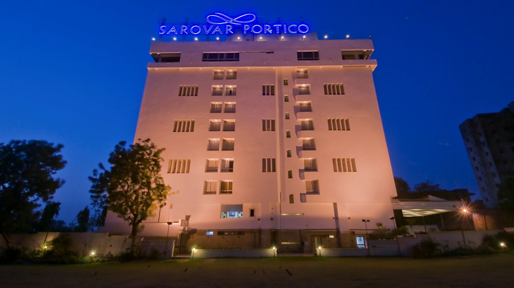 Rivera Sarovar Portico