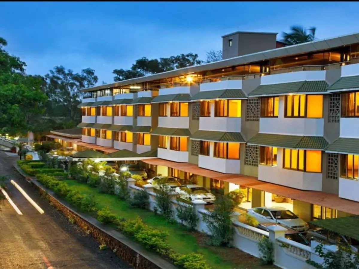 Sterling Lonavala