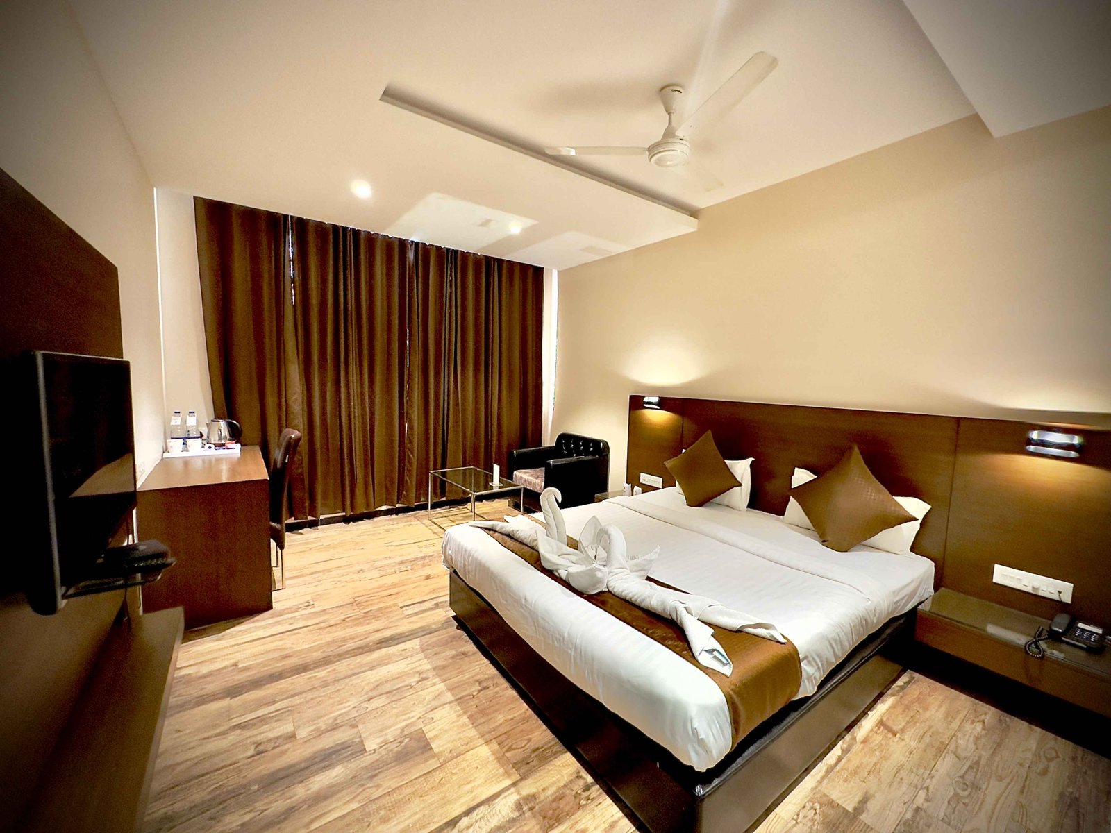 Hotel Atharva