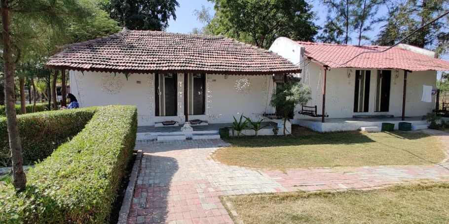 Bhavna Resort & Farm