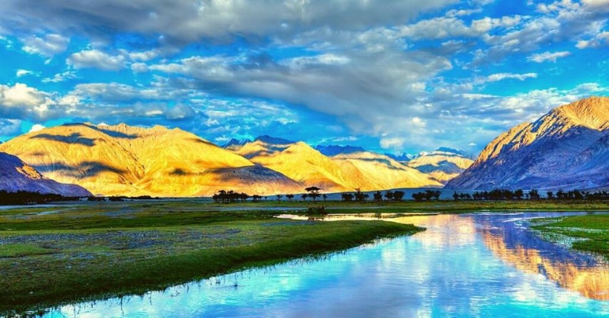 Tour package of मशहूर Ladakh (LAB24)