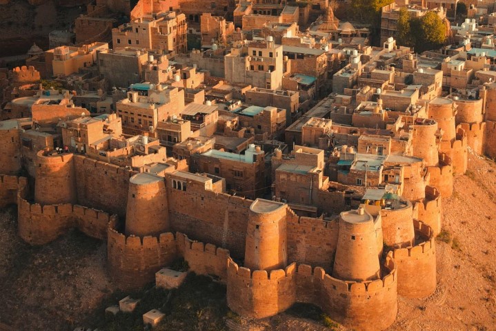 मनोरंजक Rajasthan tour (RJA52)