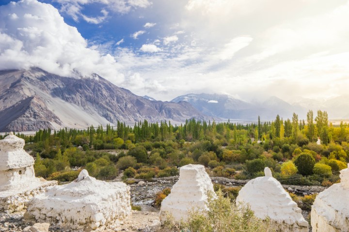 Tour package for अनमोल Ladakh (LAB21)