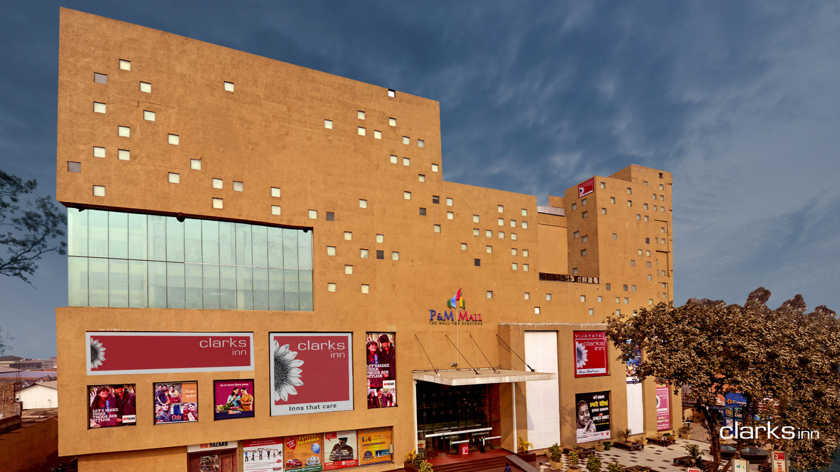 Vijayatej Clarks Inn