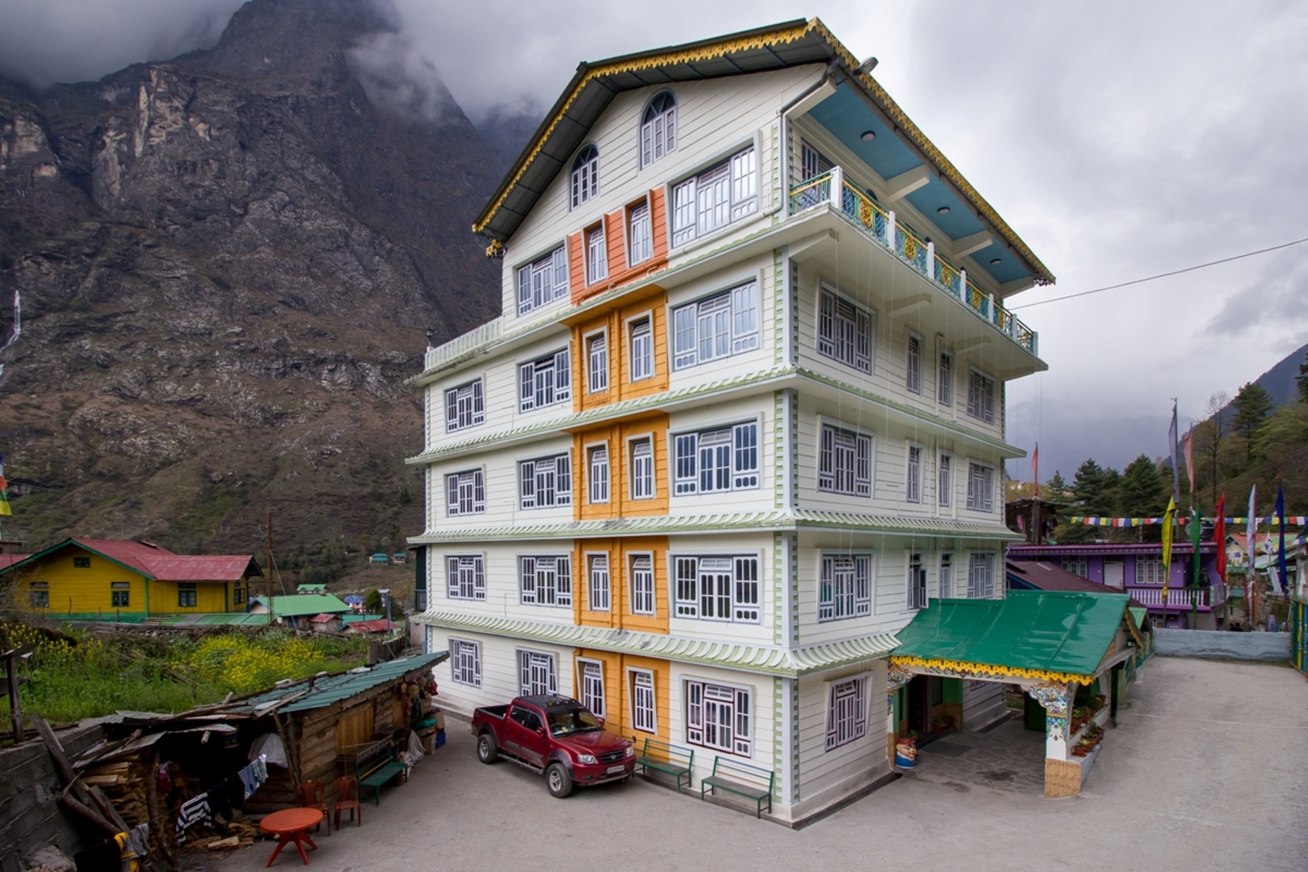 Lachung Continental
