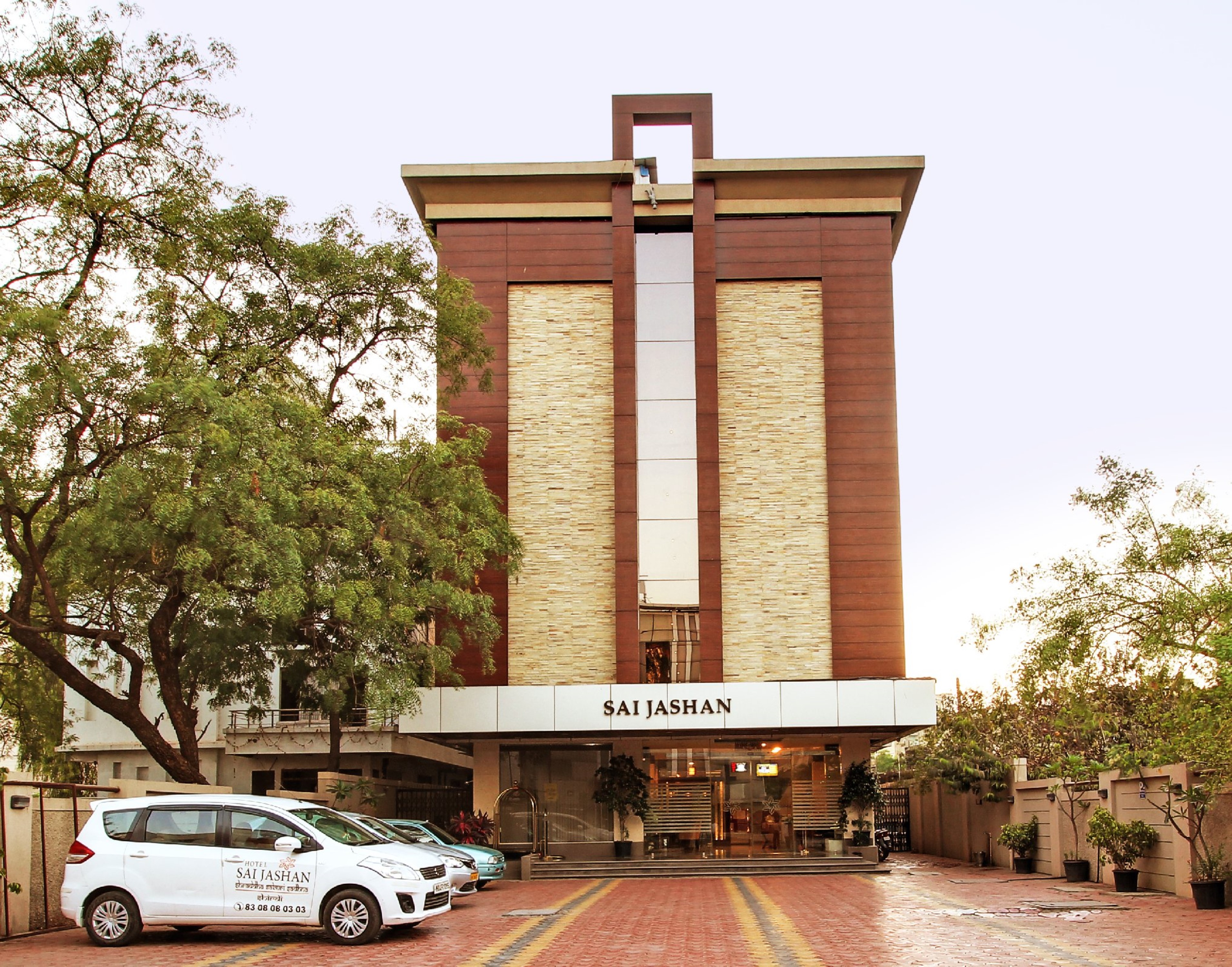 Hotel Sai Jashan
