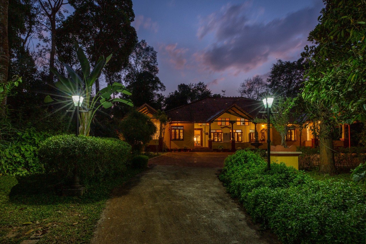 Amã Stays & Trails Rare Earth Estate