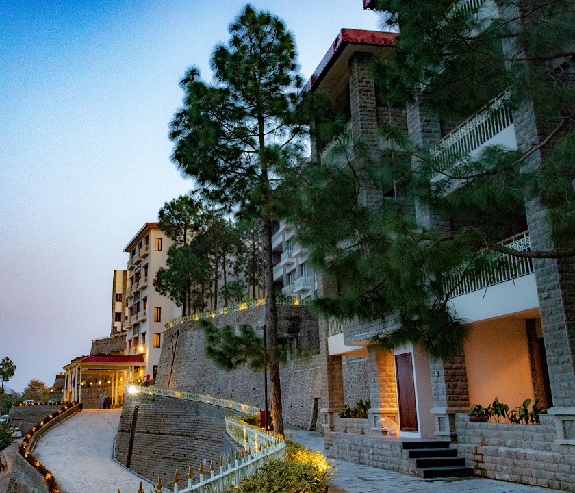 Fortune Select Forest Hill Mahiya