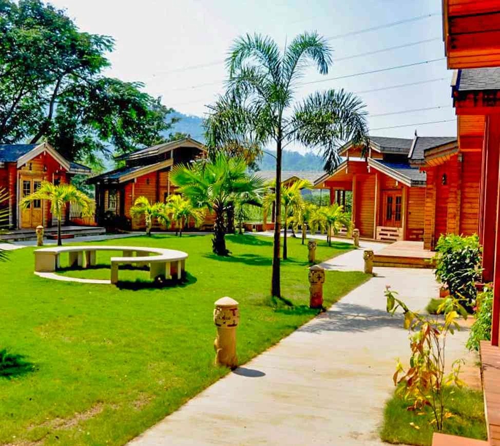 Monteria Resort