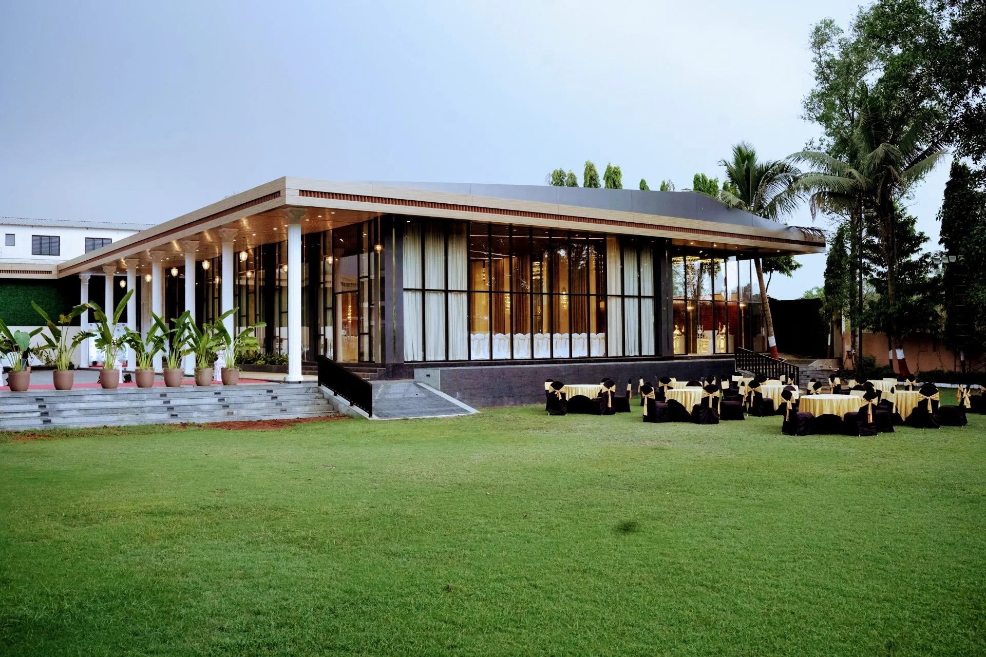 Pushp Vatika Resort
