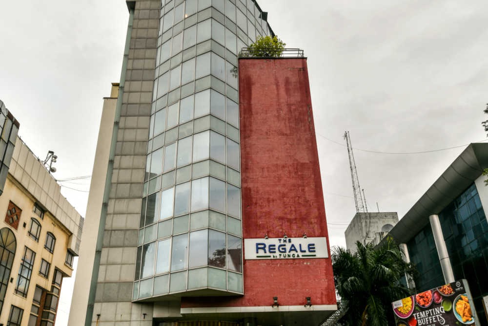 The Regale by Tunga